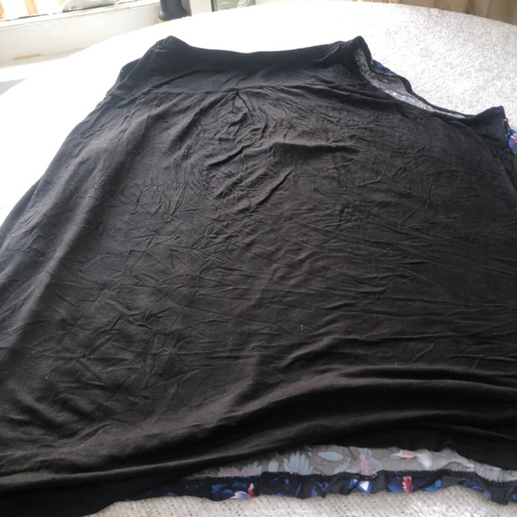 Ricki’s xxl multicoloured sleeveless top, , crisscross front, black back - Picture 5 of 6